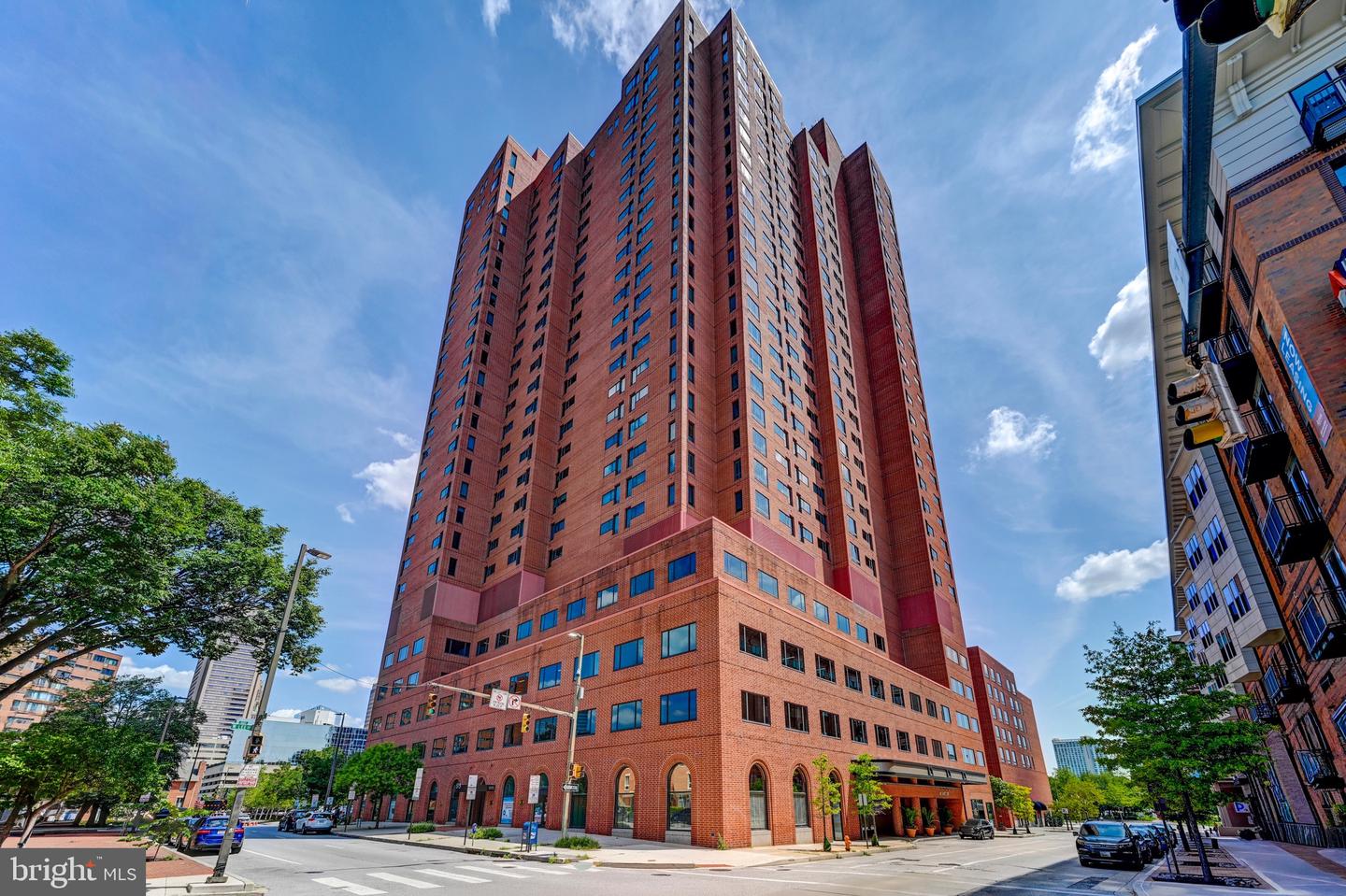 10 E Lee St #2103 — photo