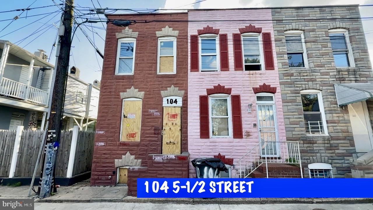 104 5th 1/2 St — photo