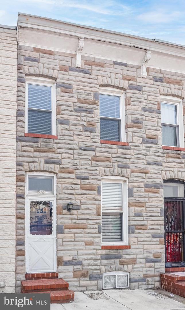 516 S Highland Ave — photo
