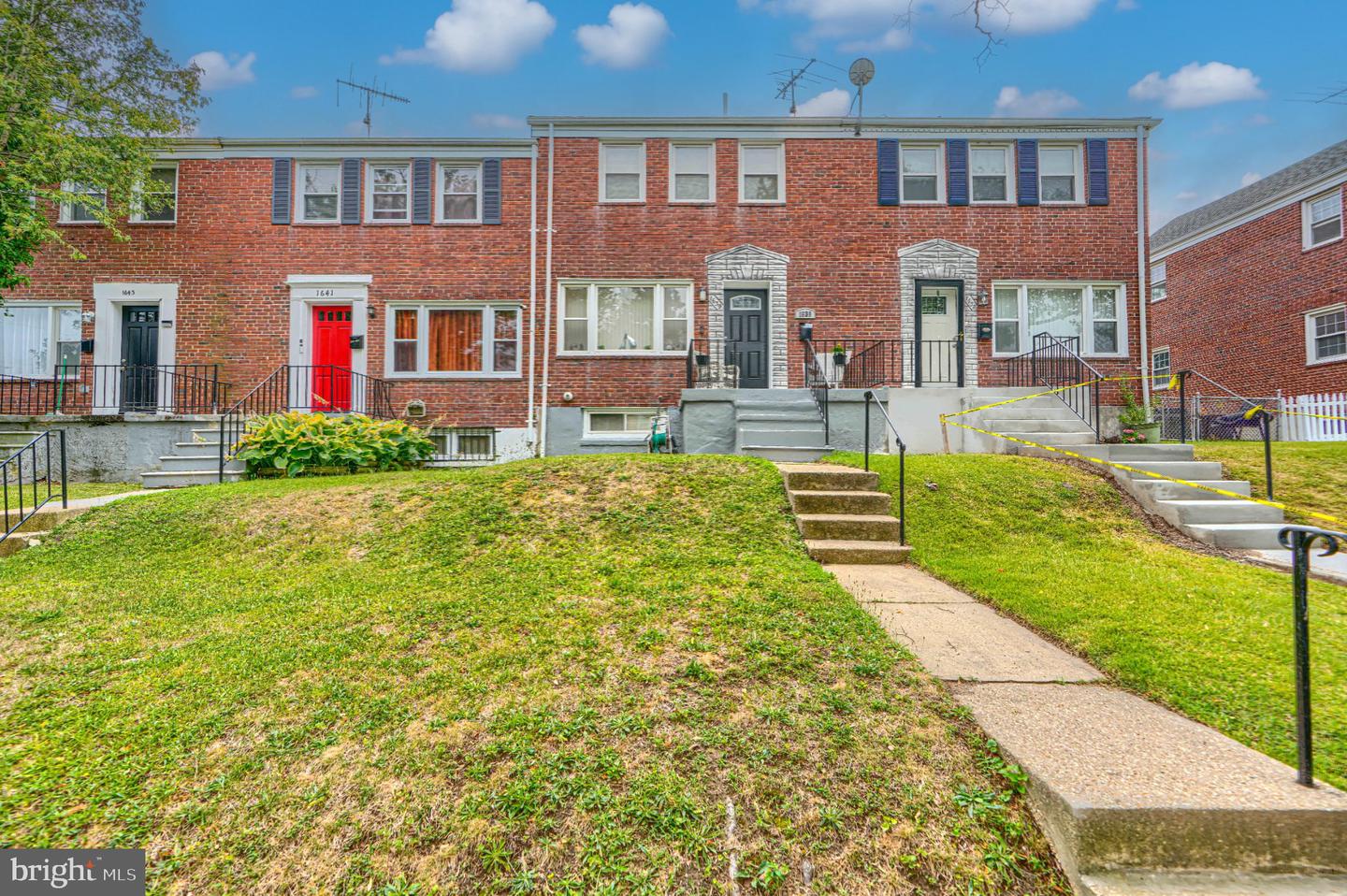 1639 Walterswood Rd — photo