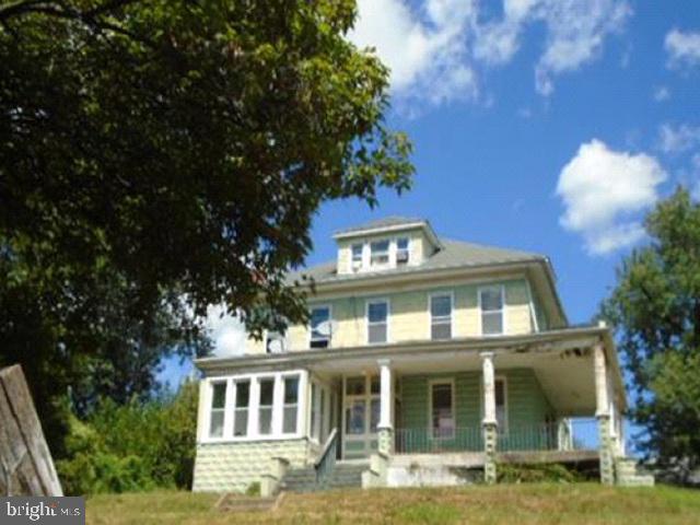 3216 Hamilton Ave — photo