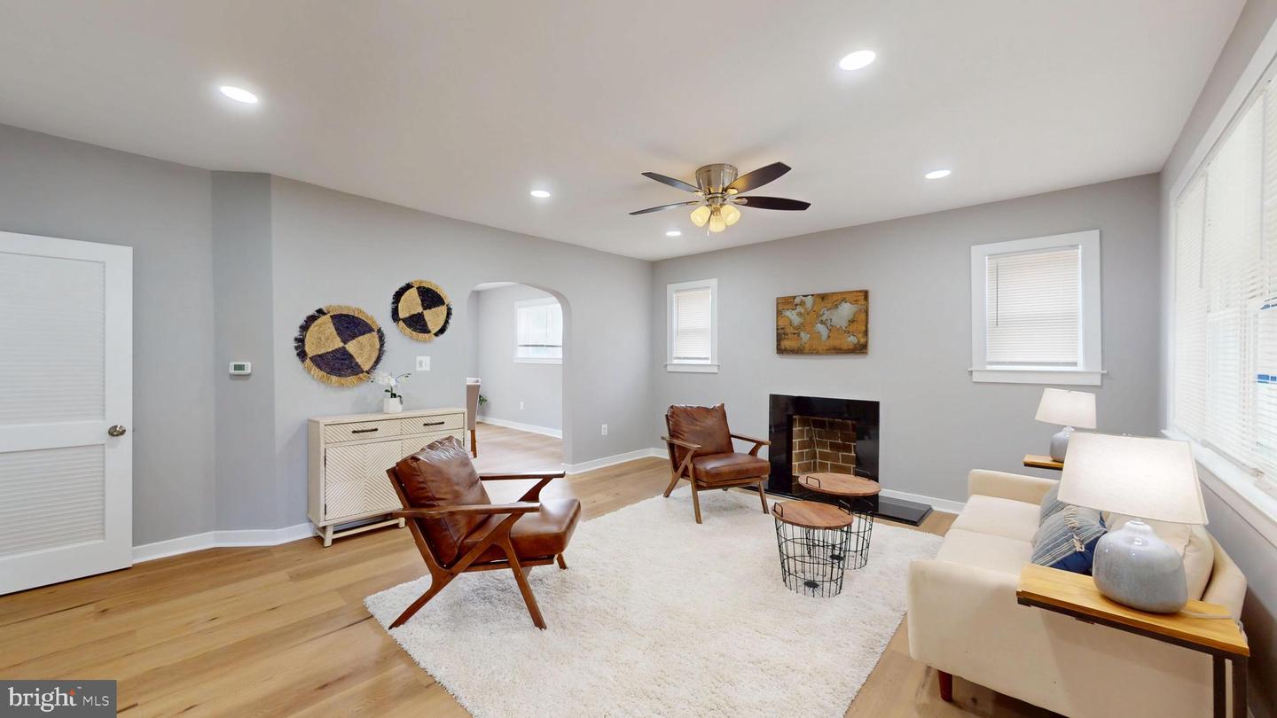 3301 Cedarhurst Road, Baltimore, MD 21214 — photo 2