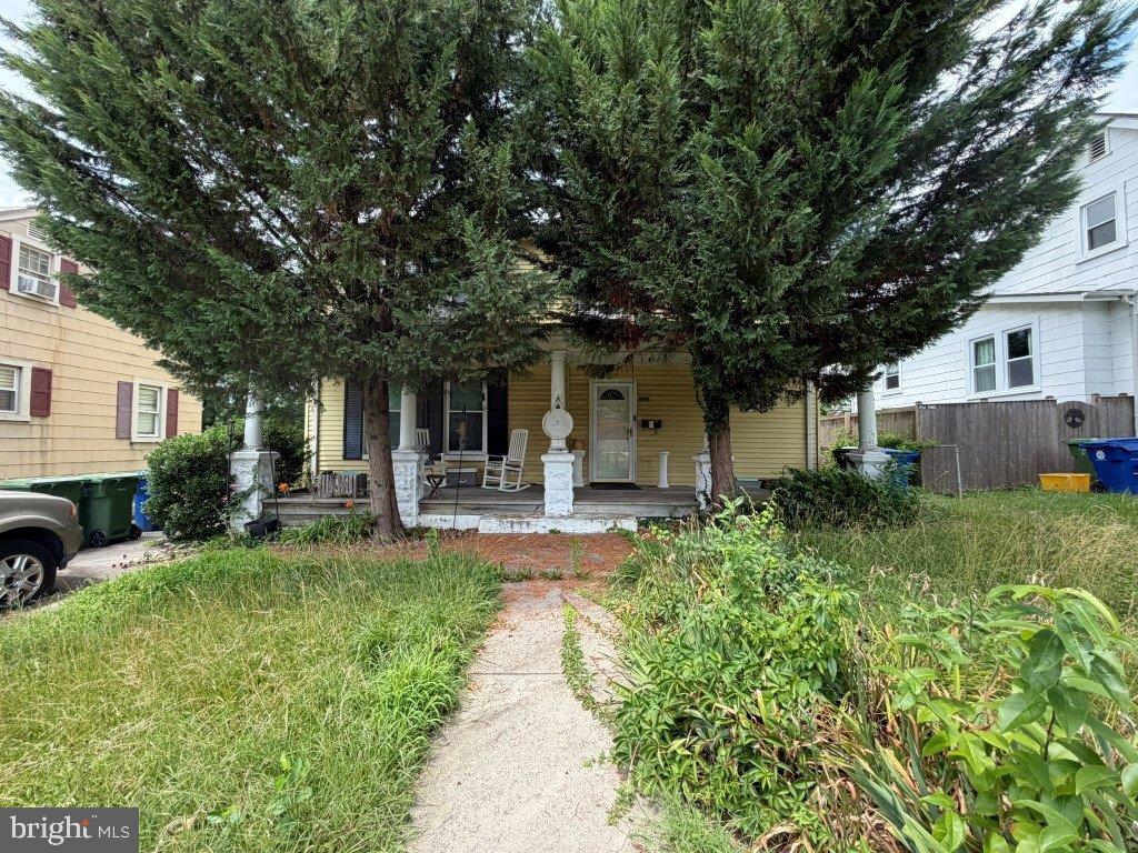 5414 Hillburn Ave — photo