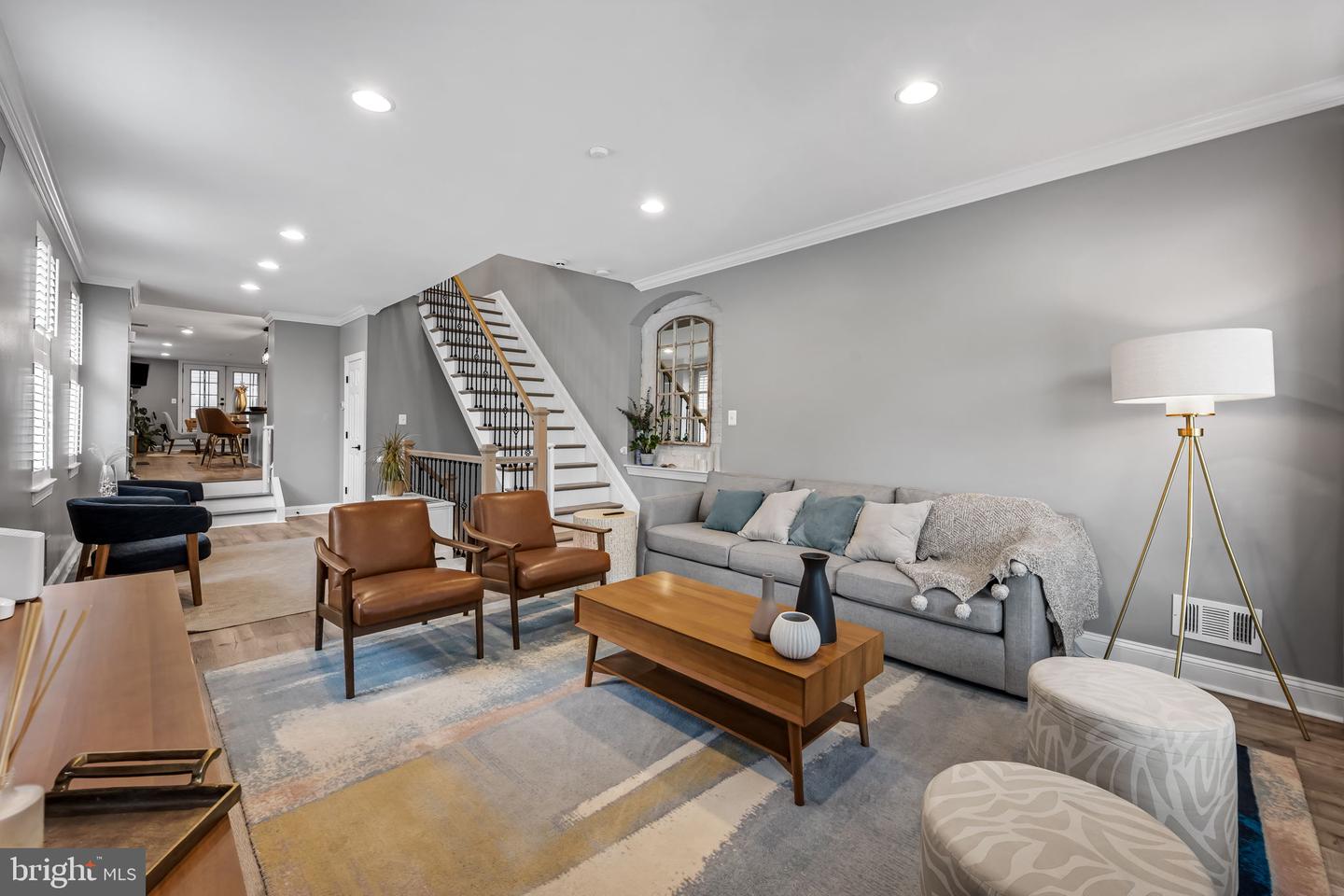 3300 Fait Ave — photo