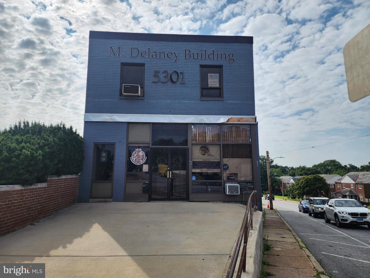 5301 Harford Rd — photo