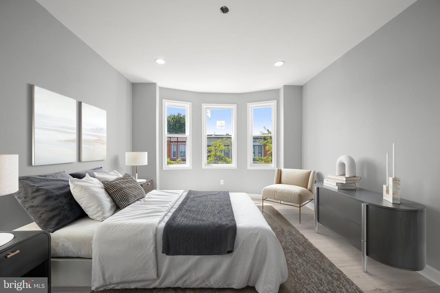 405 S Newkirk Street, Baltimore, MD 21224 — photo 2