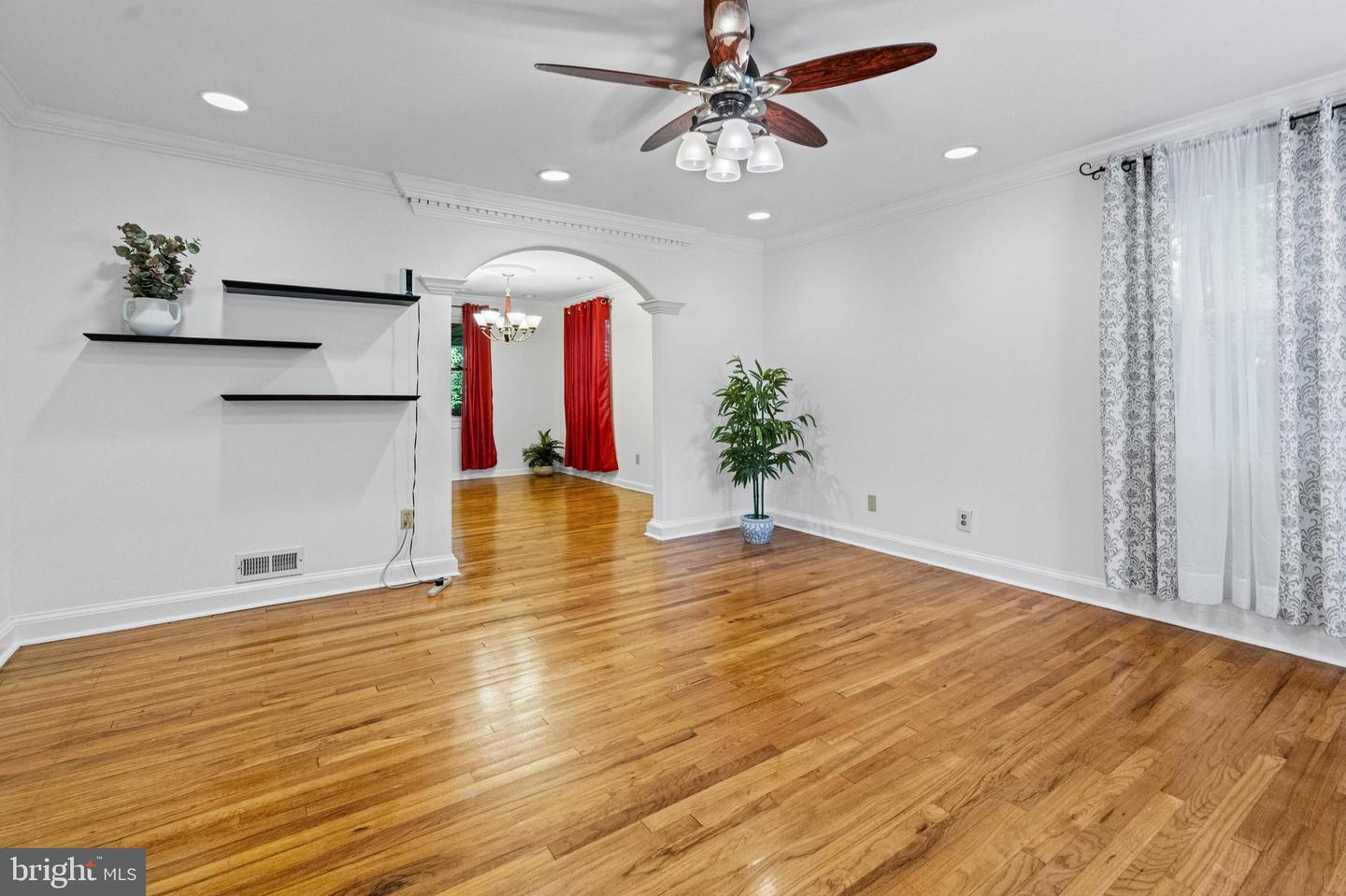 1037 Reverdy Road, Baltimore, MD 21212 — photo 3