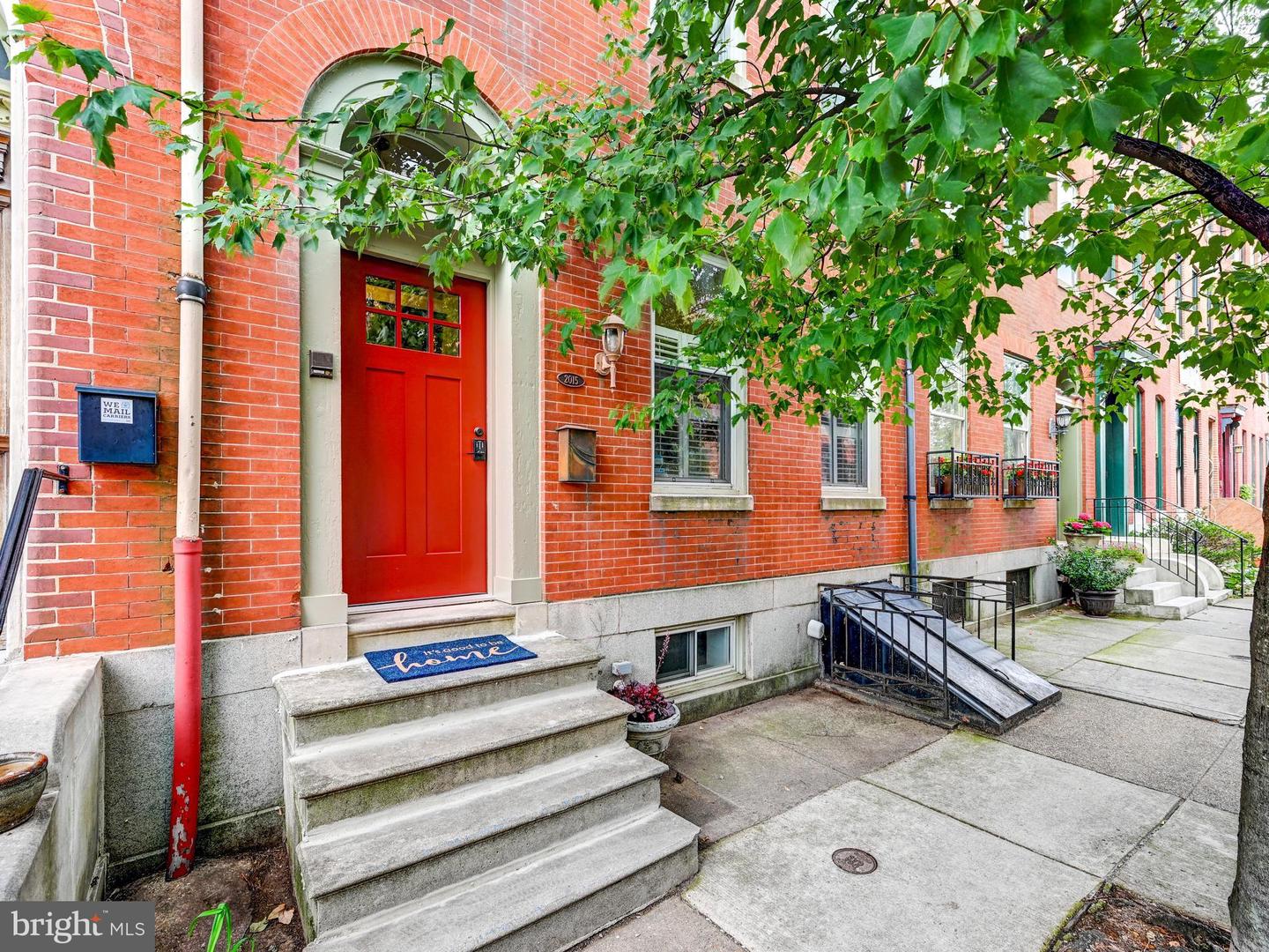 2015 E Pratt St — photo