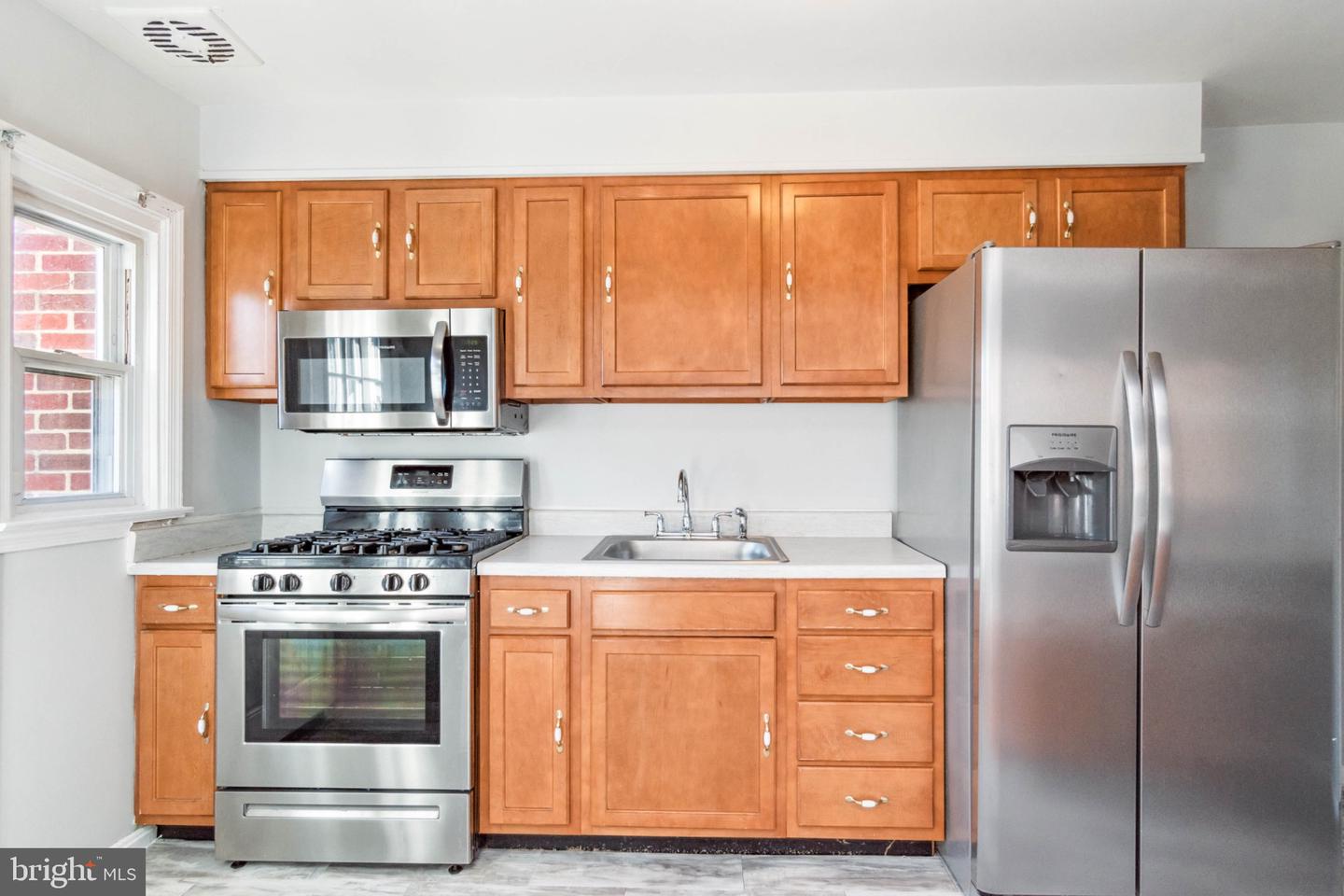 3705 Midheights Road, Baltimore, MD 21215