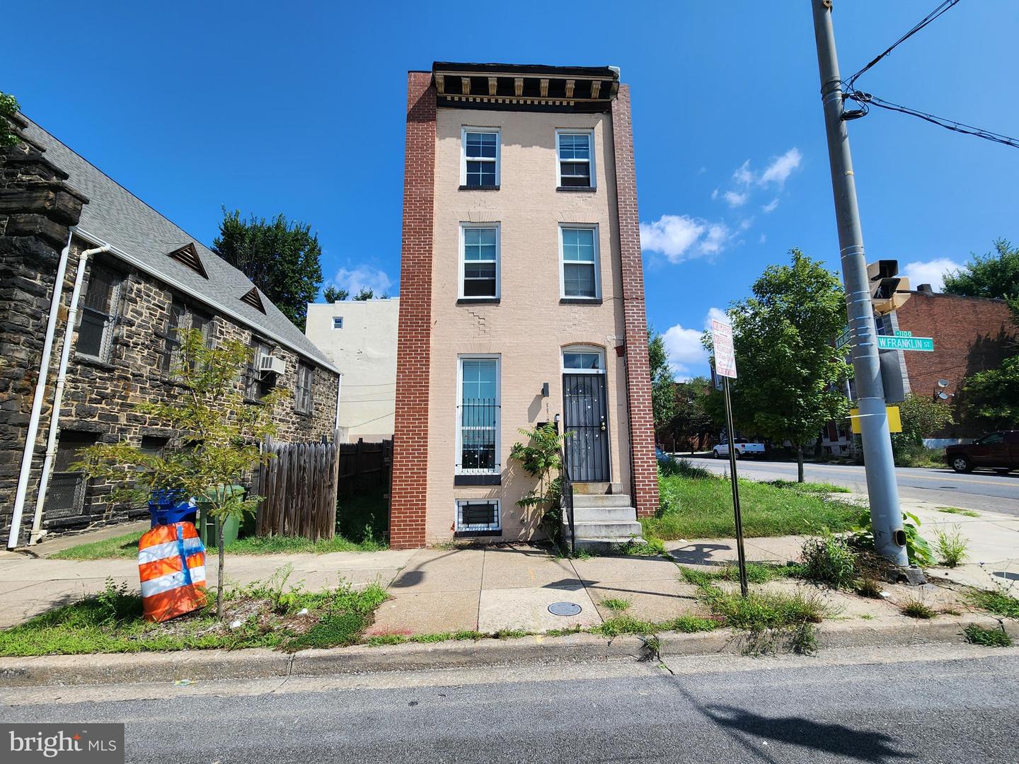 1102 W Franklin St — photo