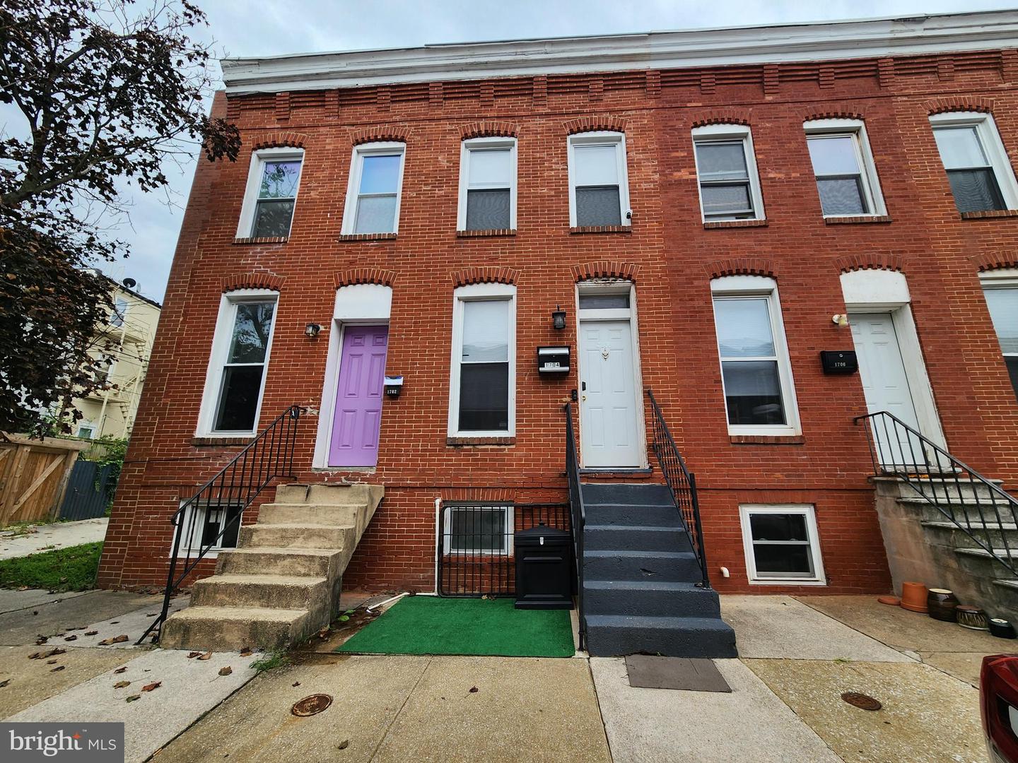 1704 Latrobe St — photo