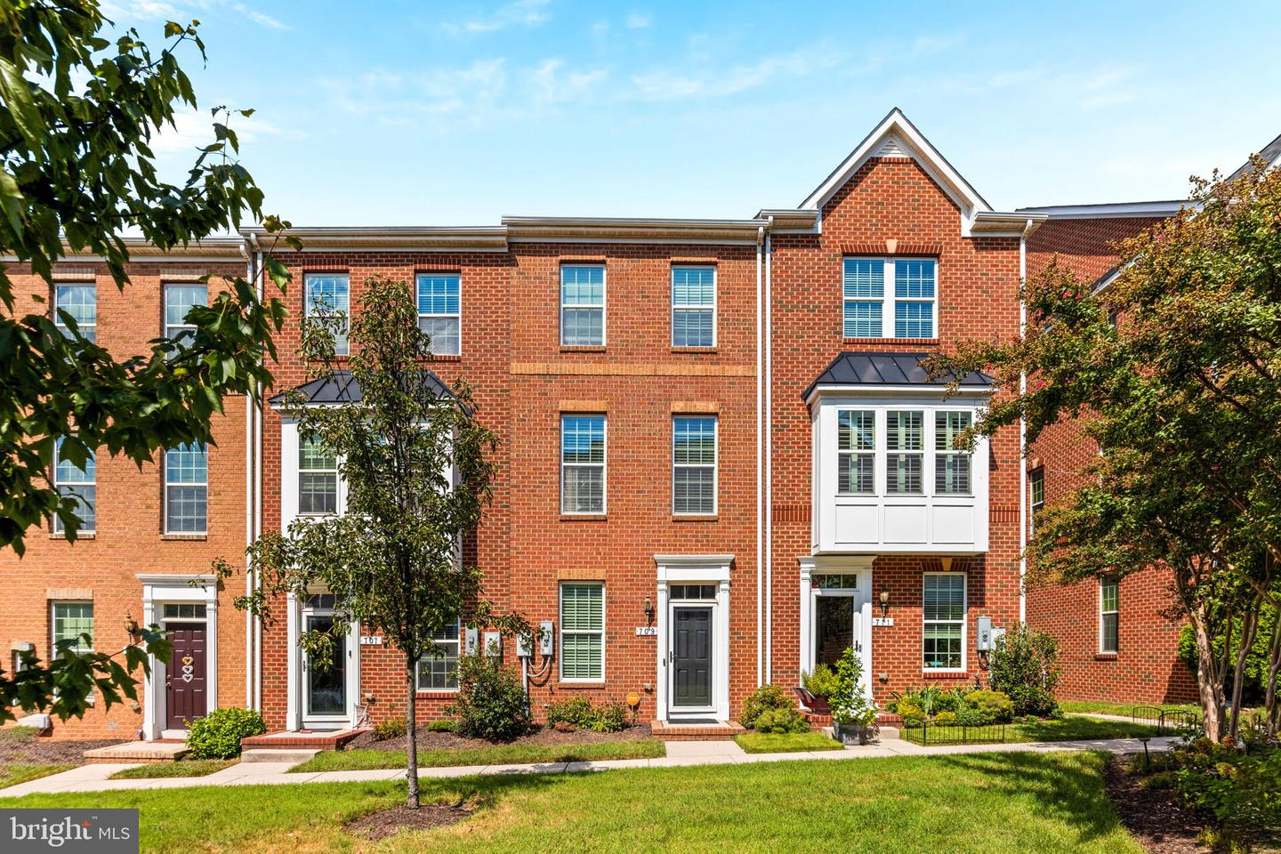 709 S Macon St — photo