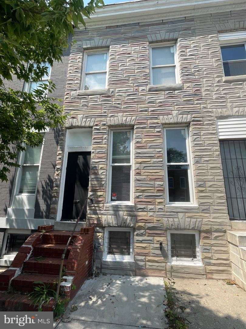 110 S Catherine St — photo