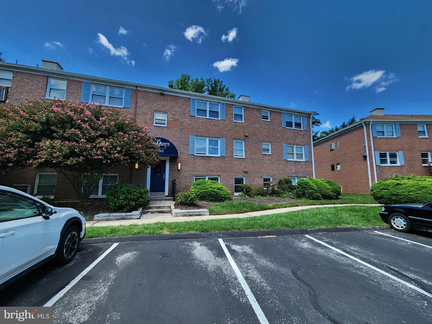 4410 Falls Bridge Dr #H — photo