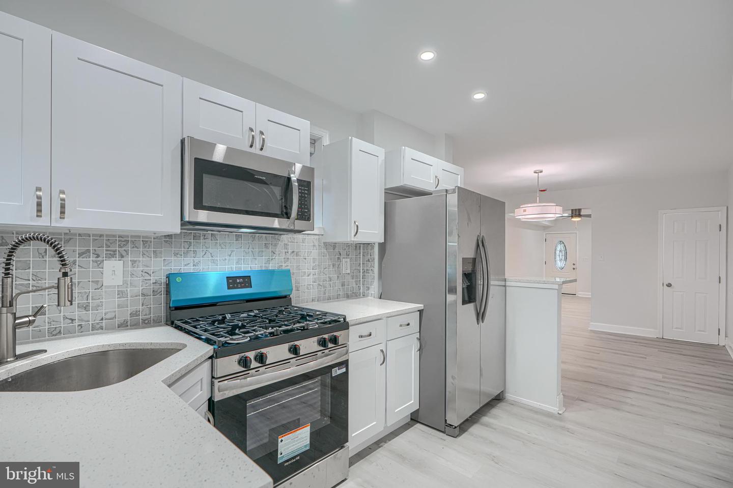 3711 Cranston Ave — photo