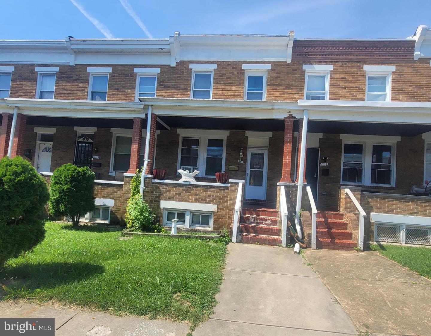 3113 Chesterfield Ave — photo