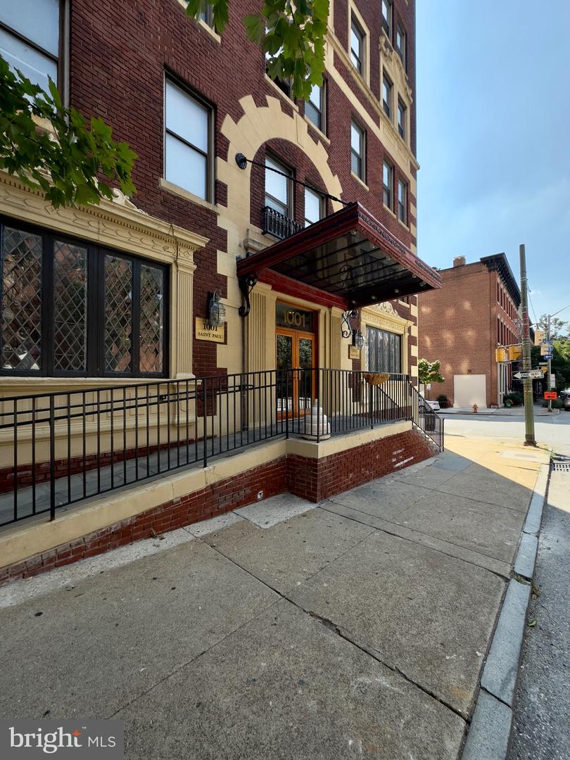1001 Saint Paul St #5H — photo