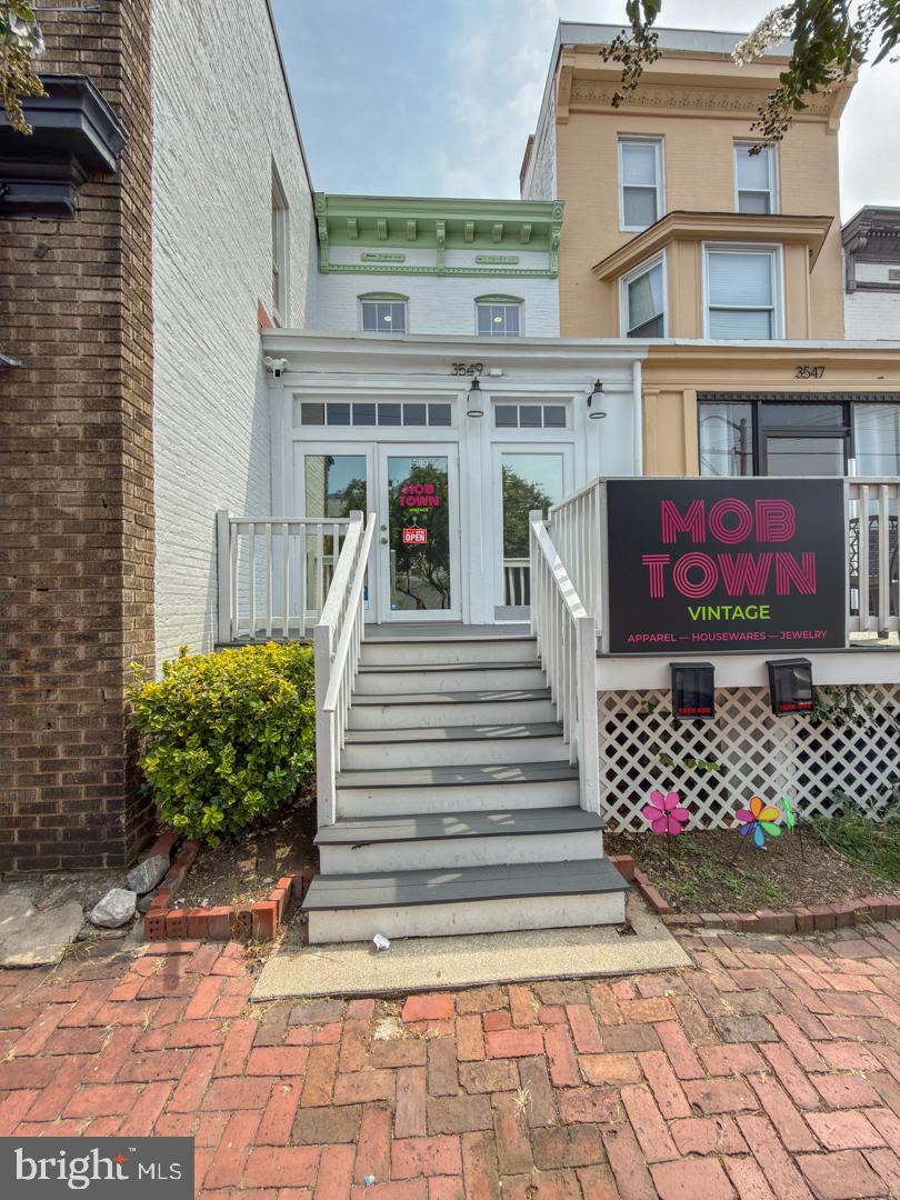 3549 Chestnut Ave — photo
