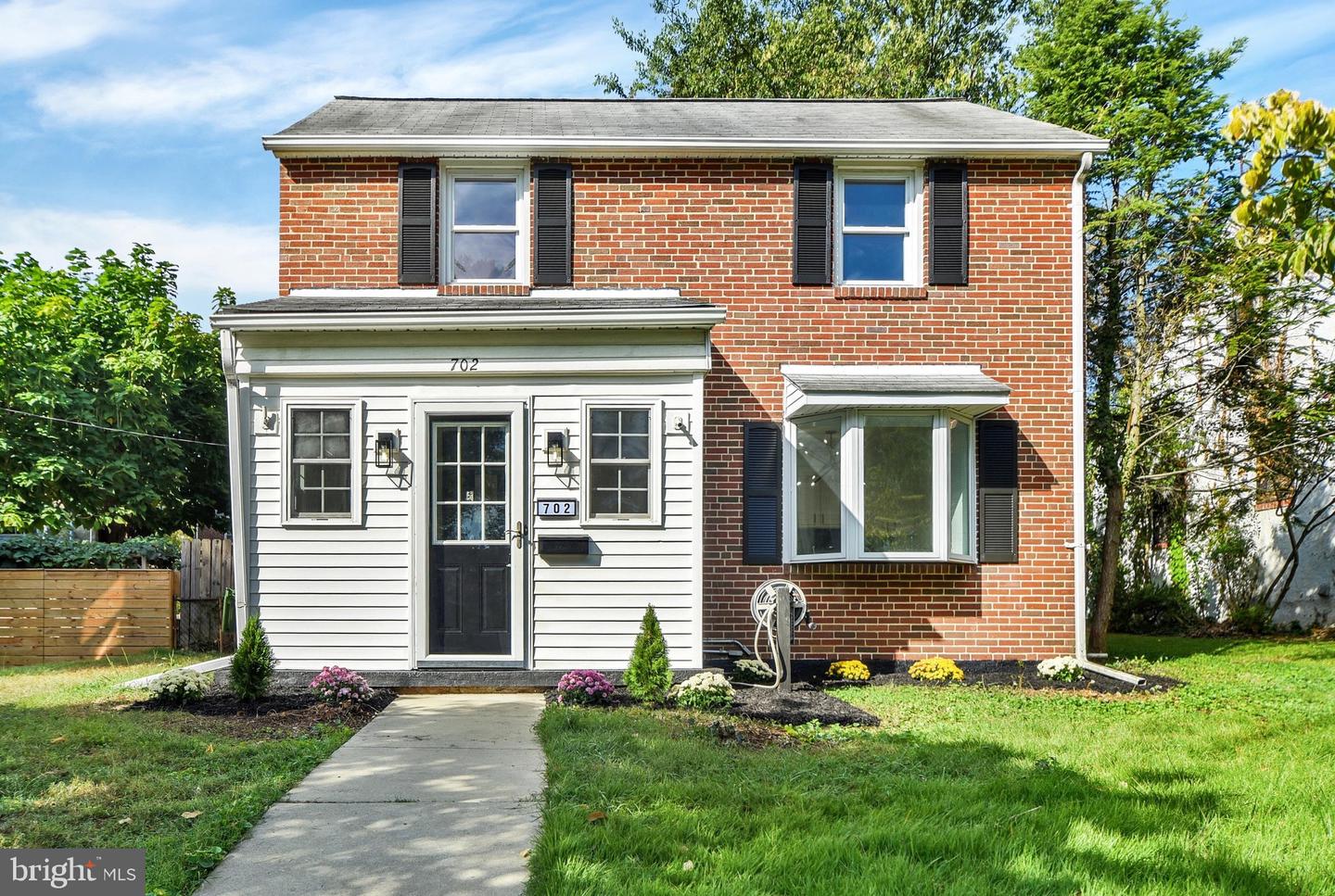 702 Devonshire Road, Baltimore, MD 21229 — photo 2