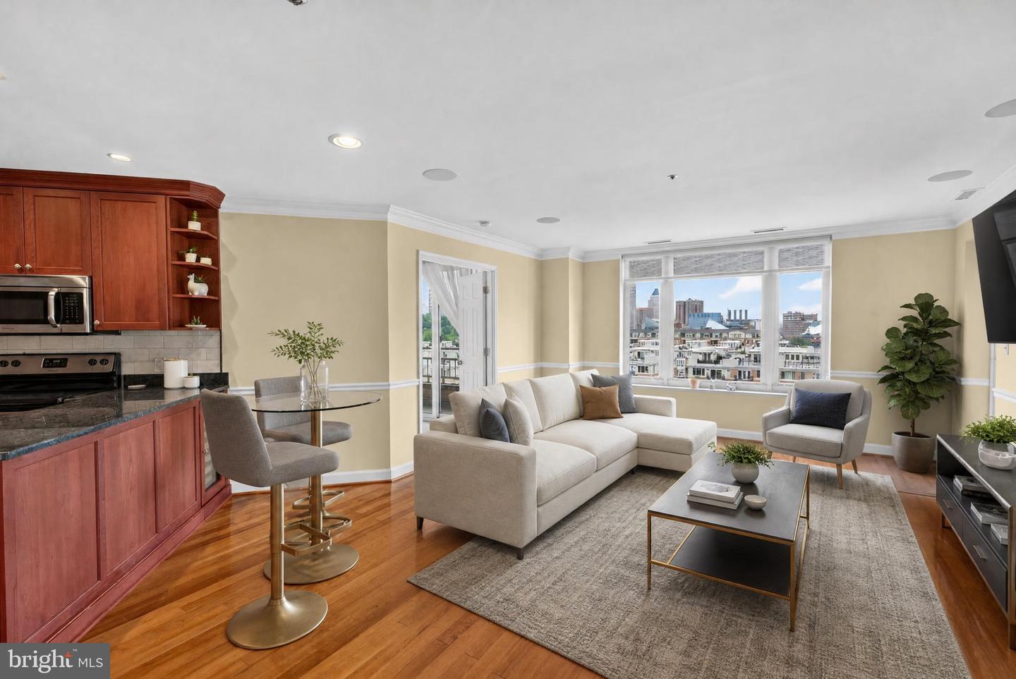 100 Harborview Dr #611 — photo