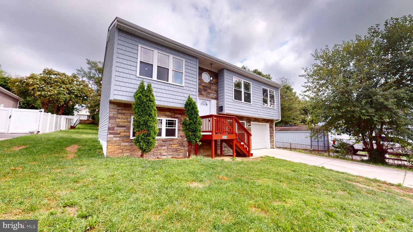 3414 Hamilton Ave — photo