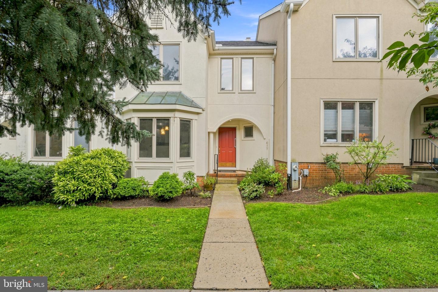 617 Stoney Spring — photo