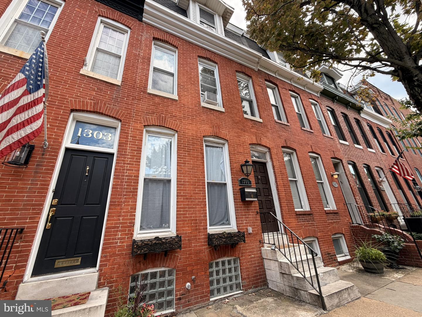 1305 S Hanover St S — photo