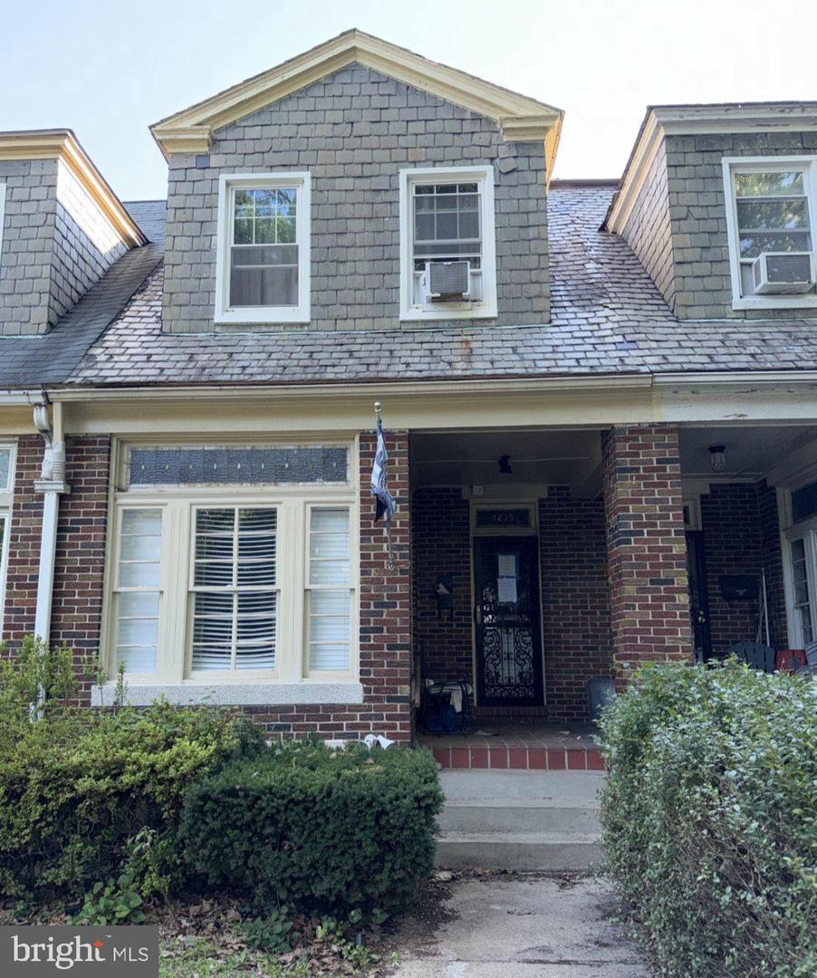 3235 W Shannon Dr — photo