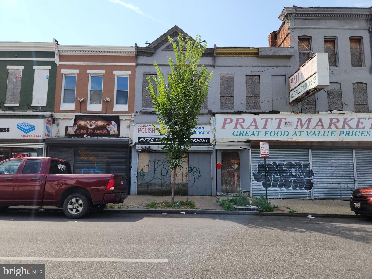2033 W Pratt St — photo
