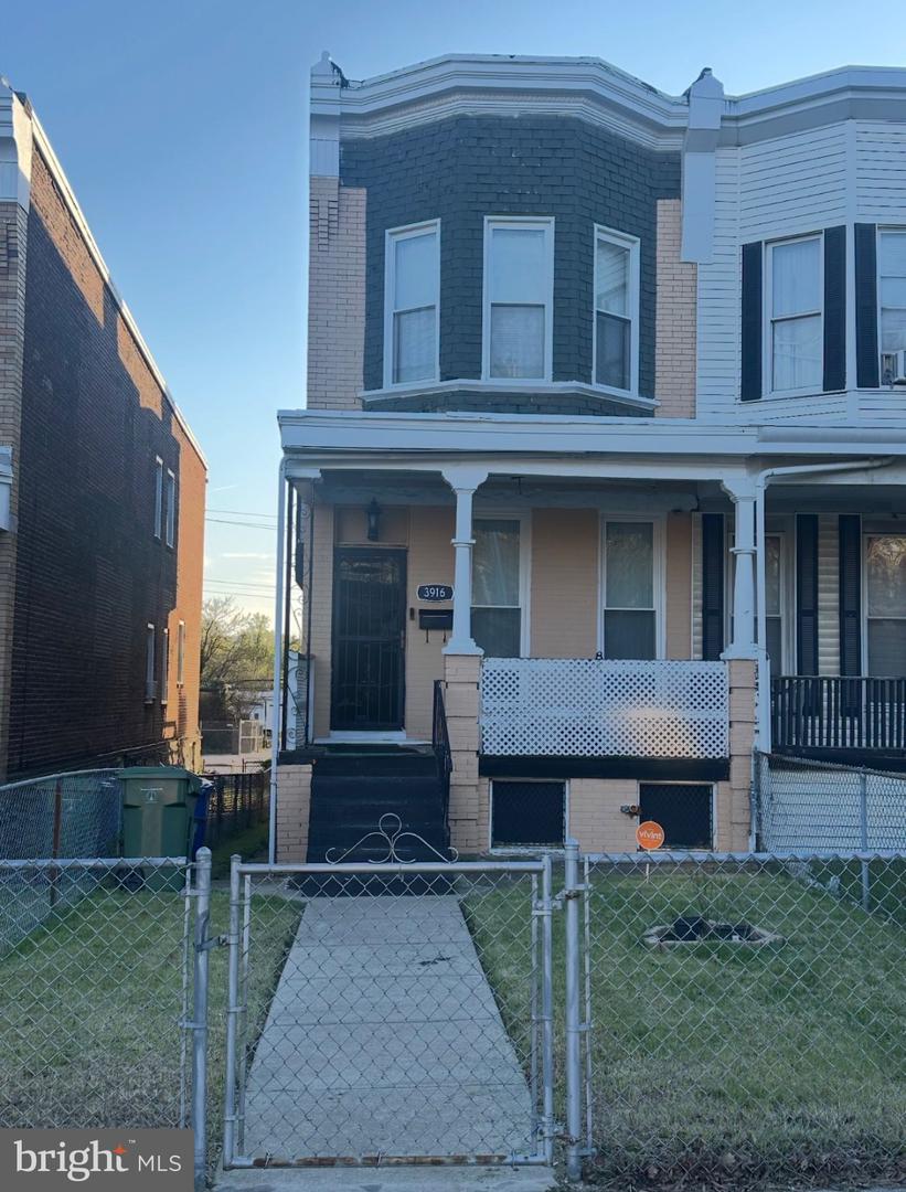 3916 Park Heights Ave — photo
