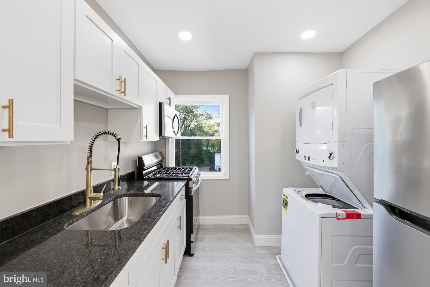 500-Baltic Baltic Ave #2 — photo