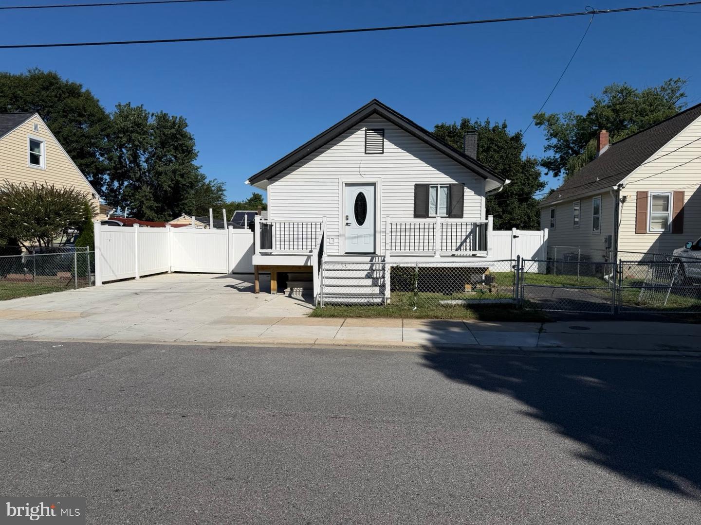 406 Orchard Ave — photo
