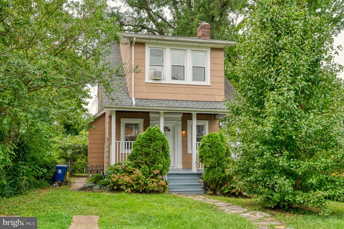 3105 Woodhome Ave — photo