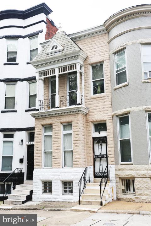 2804 Auchentoroly Ter — photo