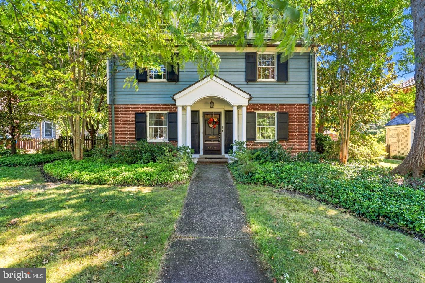 5419 Springlake — photo