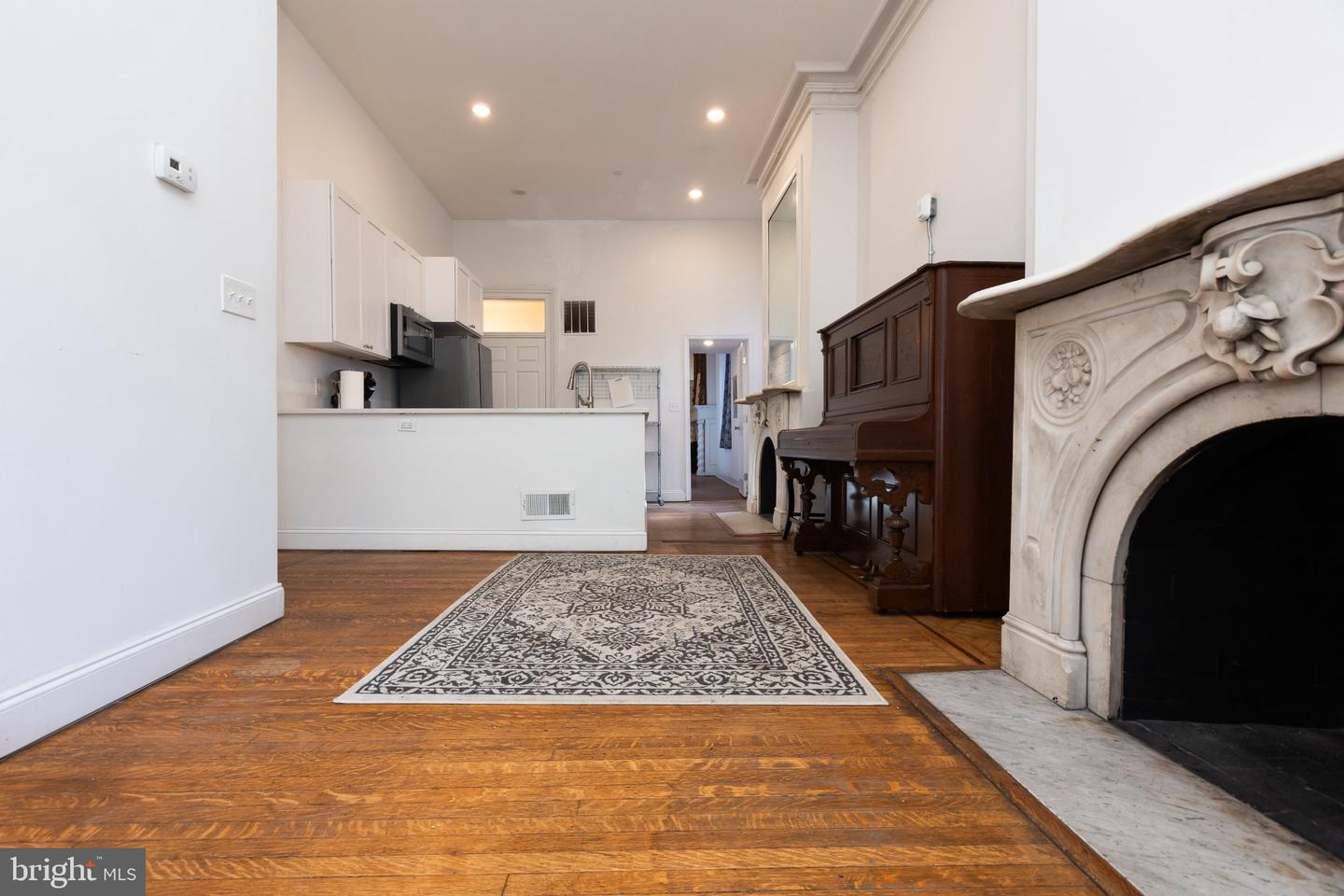 14 E Read Street, Baltimore, MD 21202 — photo 3