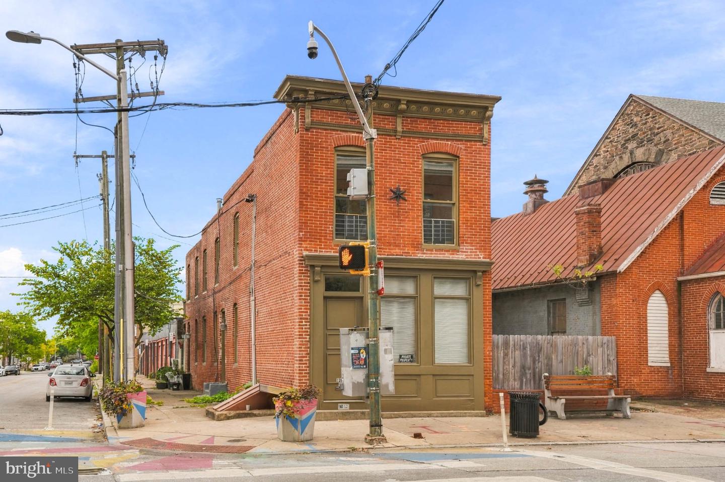 1301 Washington Blvd #B — photo
