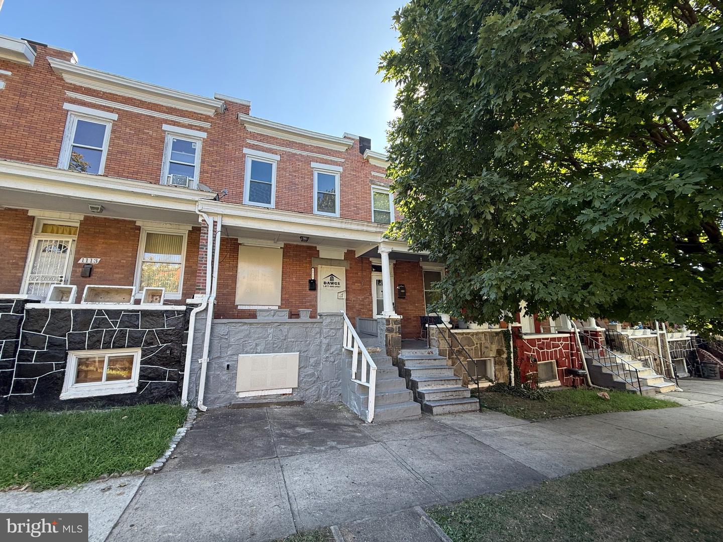 1111 N Lakewood Ave — photo