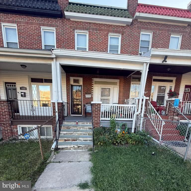 3325 W Caton Ave — photo