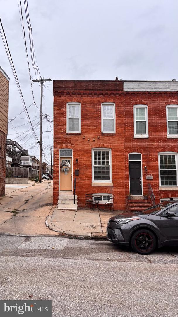 1430 Jackson St — photo