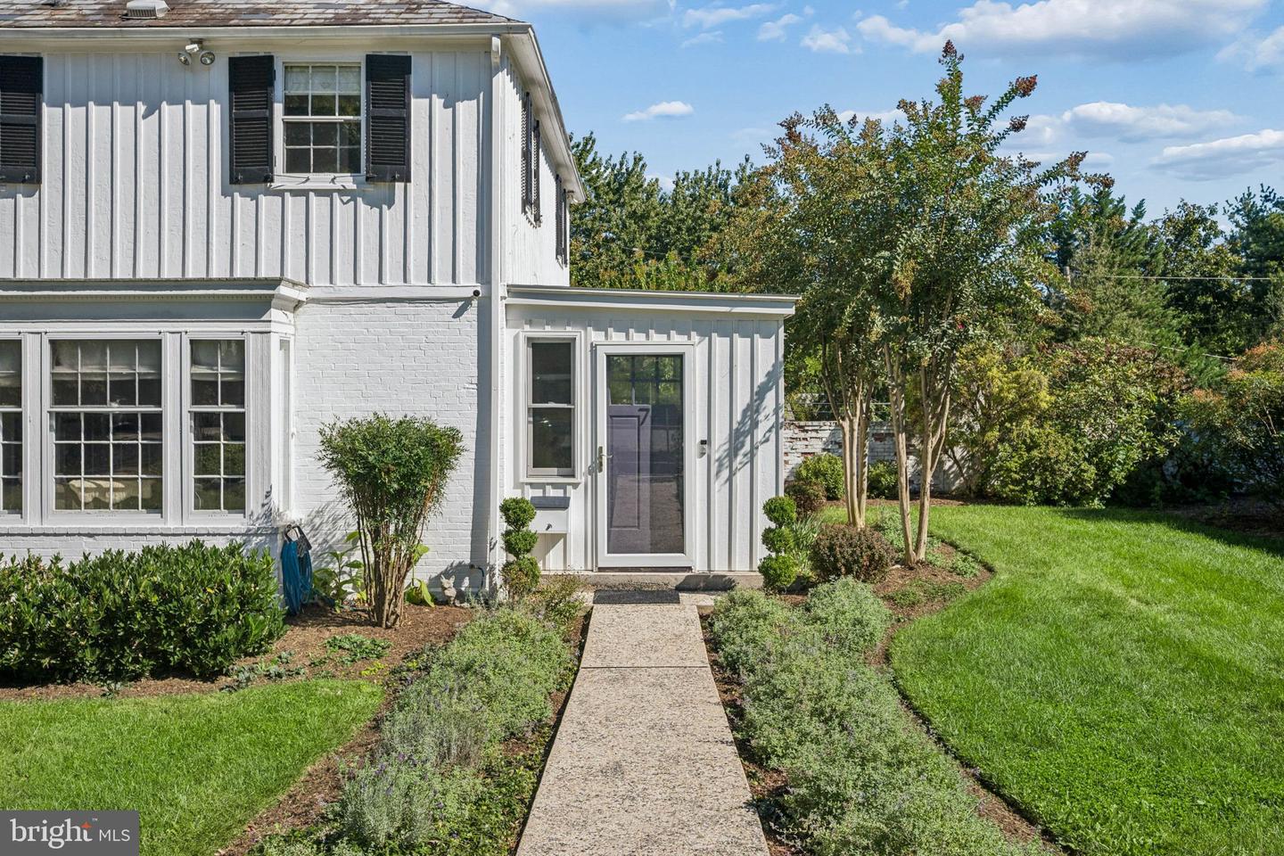 7 Goodale Pl — photo