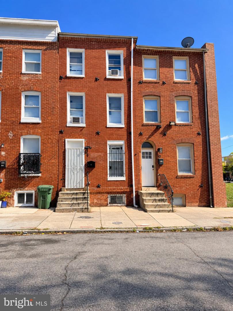 15 S Carey St — photo