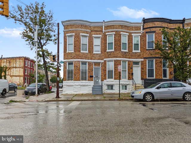 1832 Riggs Ave — photo