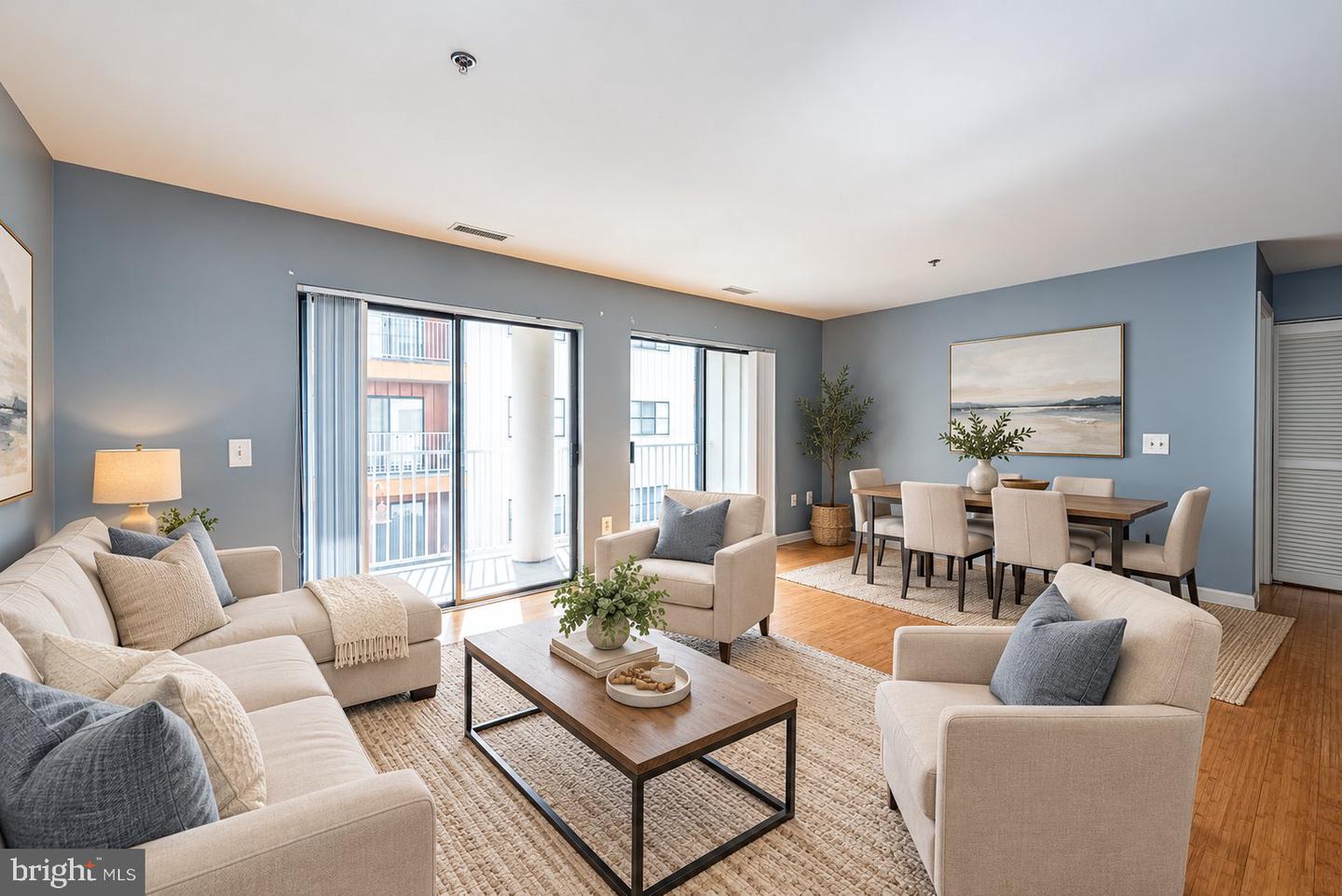 2702 Lighthouse Pt E #617 — photo