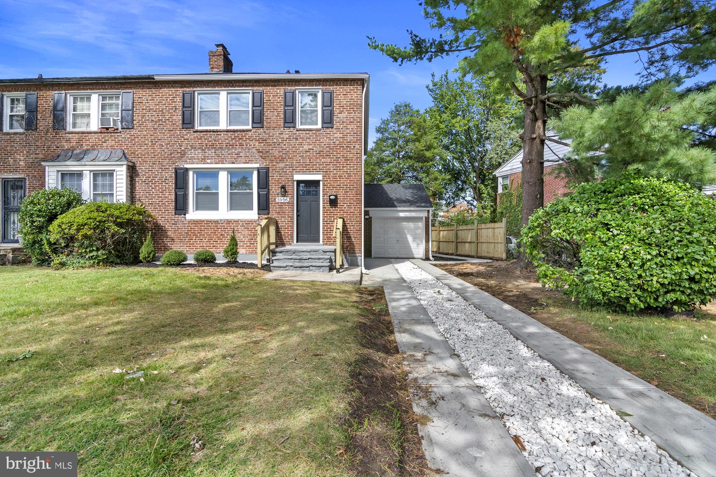 5906 Ayleshire Rd — photo