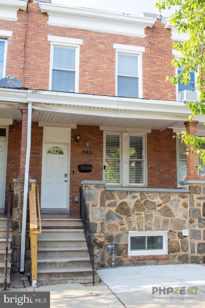 2734 Ashland Ave — photo