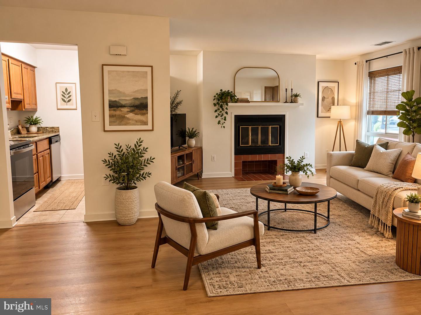 656 S Charles St #R 18 — photo