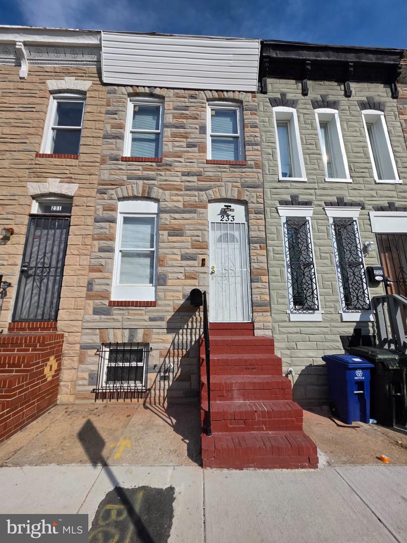 233 S Calhoun St — photo
