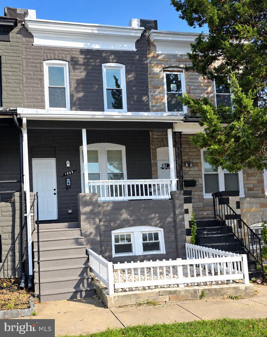 1603 N Warwick Ave — photo