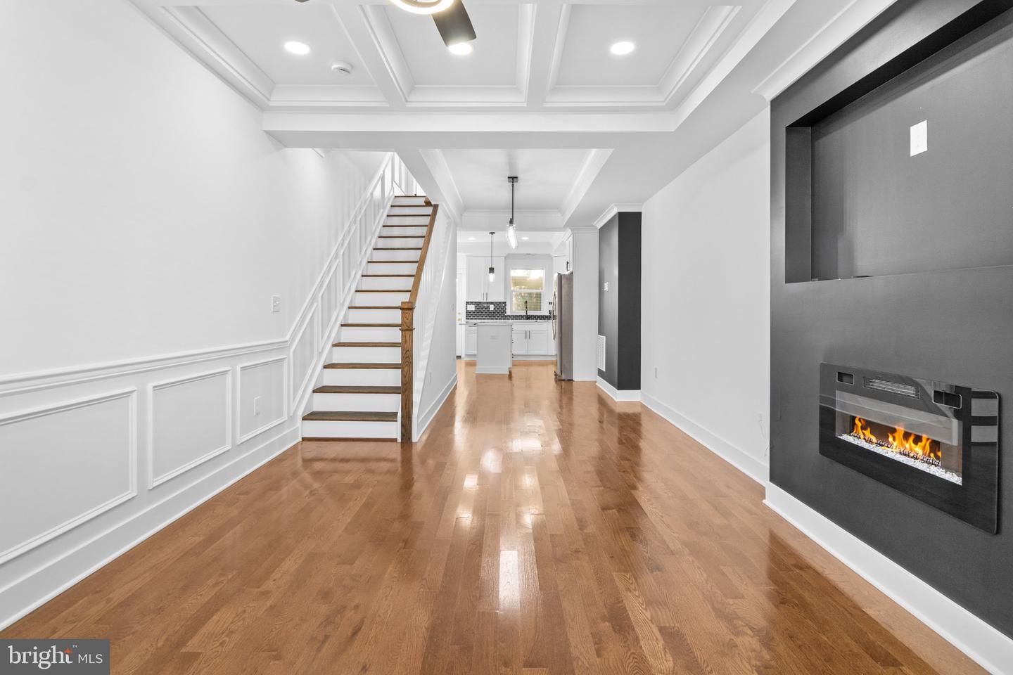 1315 N Montford Ave — photo